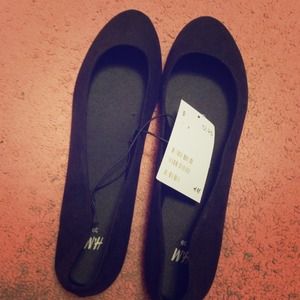 Black flats