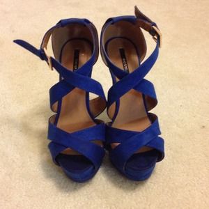 Blue platform heels