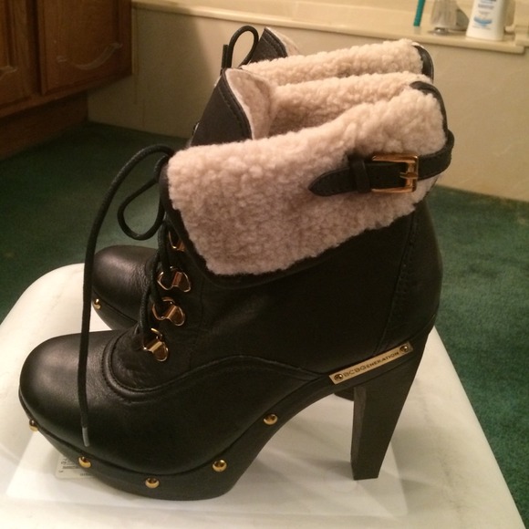 BCBG generation super sexy boogie size 6.5