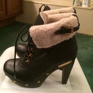 BCBG generation super sexy boogie size 6.5