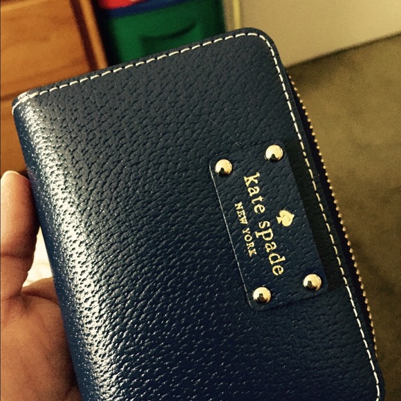 Kate spade small wallet