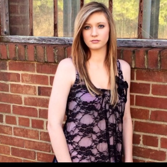 Lacey tank top with bow - Picture 2 of 2