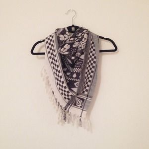Black & White Print Scarf