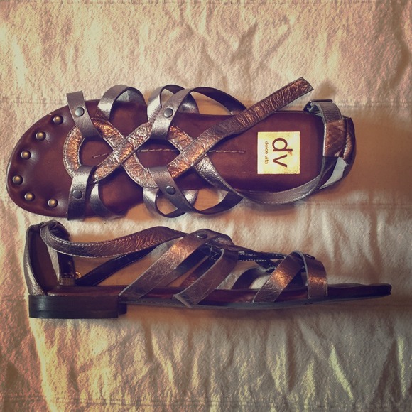 Metallic leather sandals