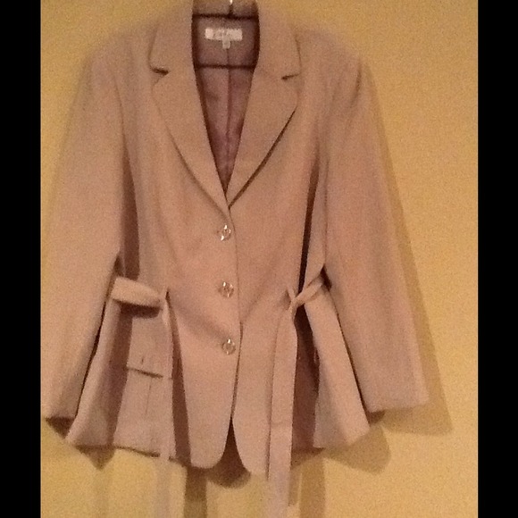 Nude blazer