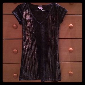 Day trip charcoal/metallic shirt! Worn a few times