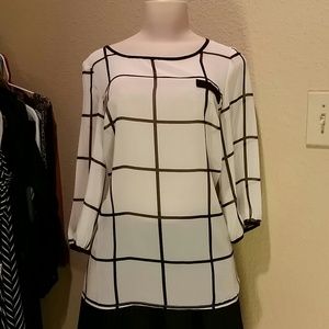 40% OFF EVERYTHING!!!!    Black & White blouse