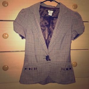 Taupe/brown fitted blazer. Very cute. Great shape