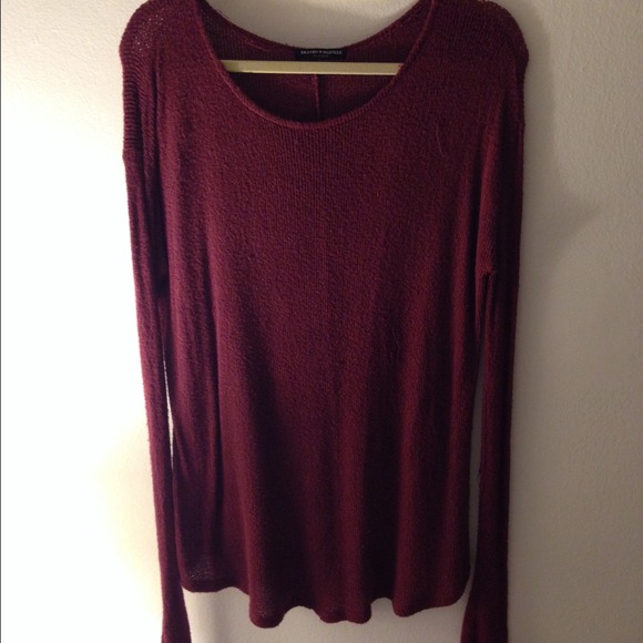 Brandy Melville sweater