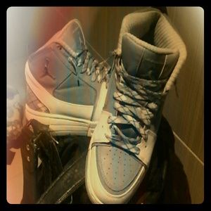 Jordans Baby Blue & White Argoyles