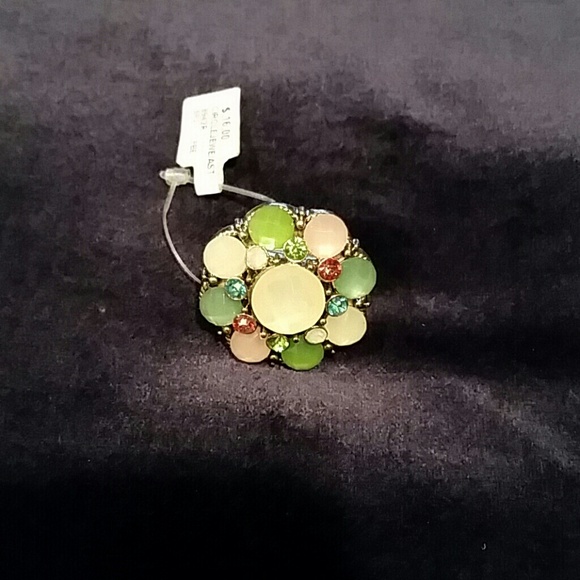 Ring, beautiful colorful stones