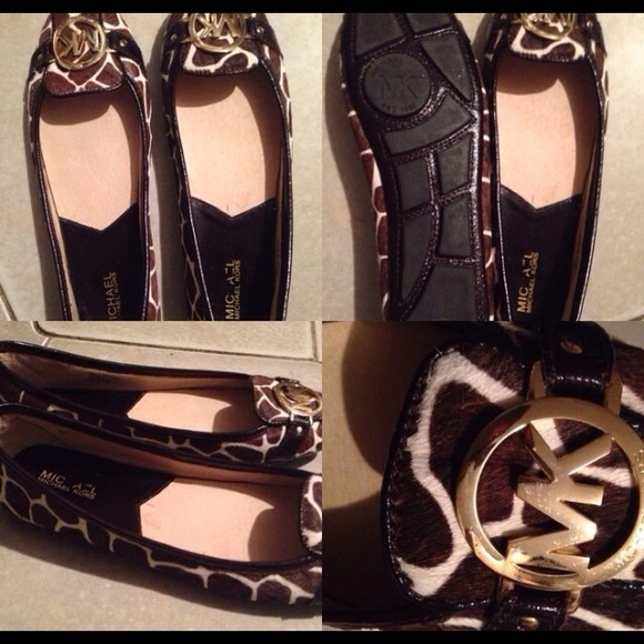 SOLD!! Michael Kors Flats
