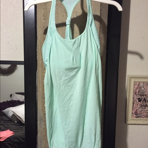 Lu lu lemon tank