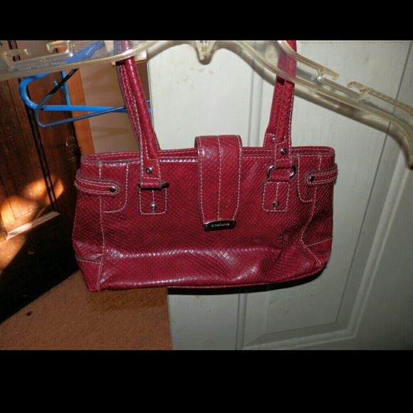 Very pretty red purse
