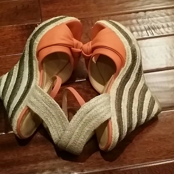 shoedazzle wedge sneakers