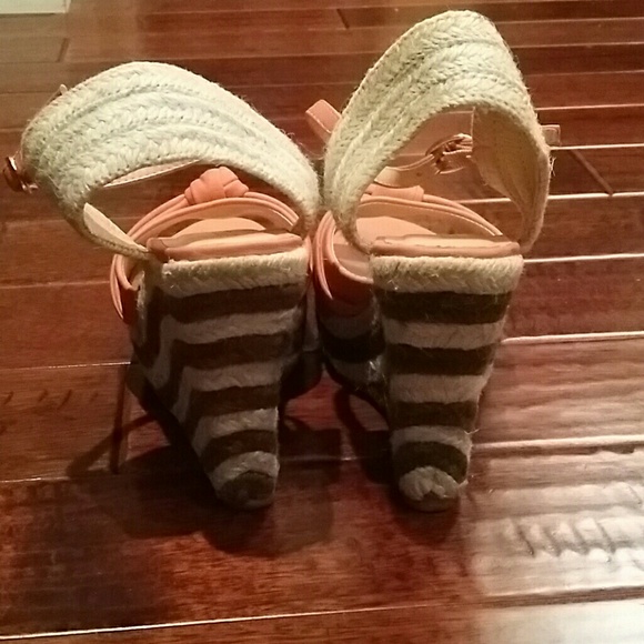 shoedazzle wedge sneakers