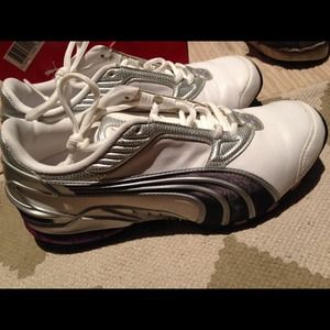 Puma Alacron II sneaker (women)