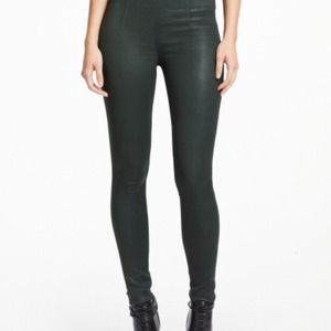 Slim Coated Leggings ~ Faux Leather Look