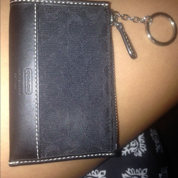 Coach coin purse keychain