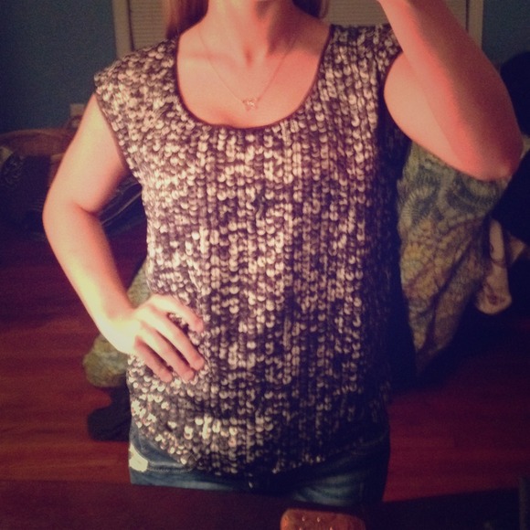 Black/White Patterned Top!