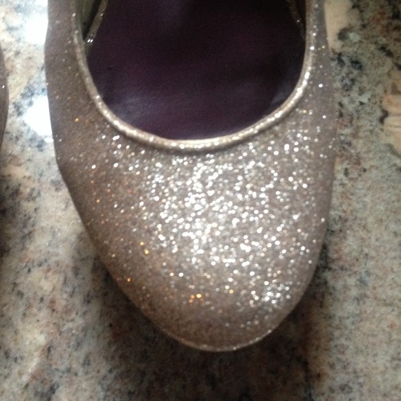 Madden Girl glitter platforms - Picture 4 of 4