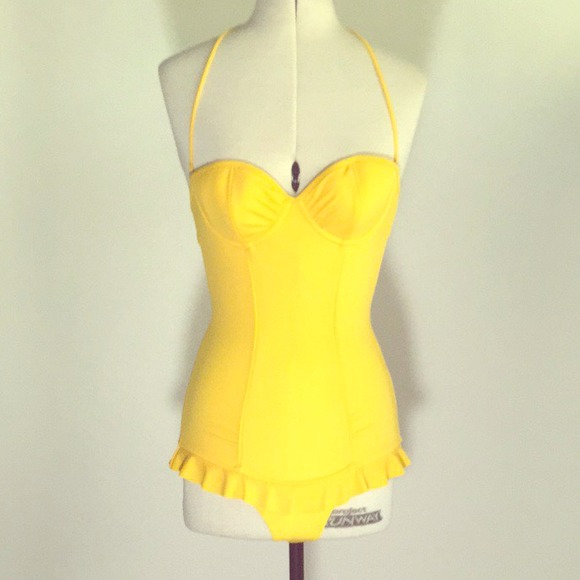 VS Retro Yellow One Piece
