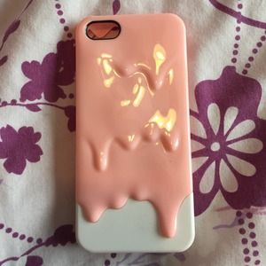 Melting pink and white iPhone 5/5s case