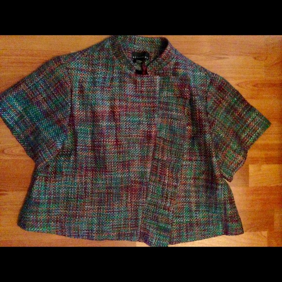 Cropped 3/4 sleeve Jacket
