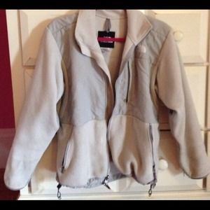 The north face jacket (not authentic)