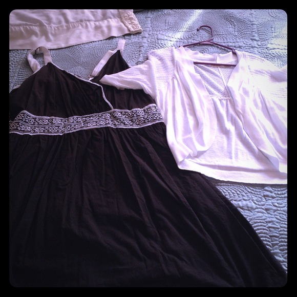 Beautiful knee length sundress.