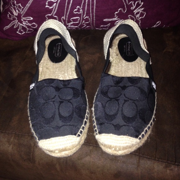 Black coach flats size 6.5