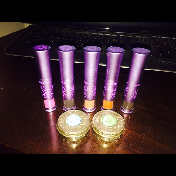 Urban decay bundle