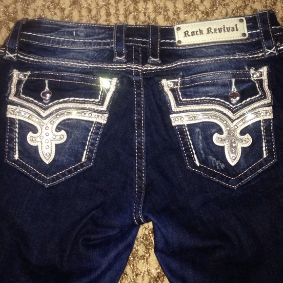 Ankle Skinny Rock Revival