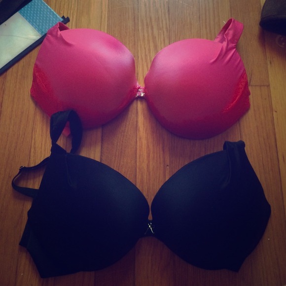Victoria's Secret Plunge bra bundle