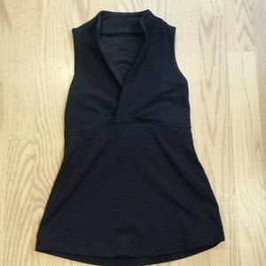 Lululemon sports top