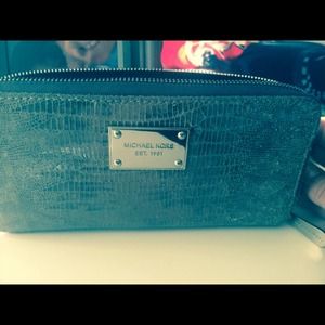 Michael Kors Wallet!