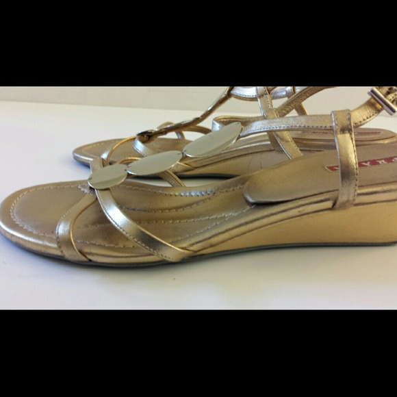 Prada gladiator sandals sz 7.5 authentic - Picture 2 of 4