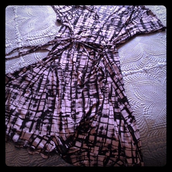 Cute black/white print dress and pink shrug bundle