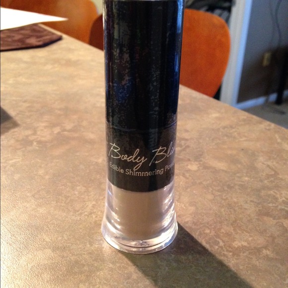 Pure romance body bling