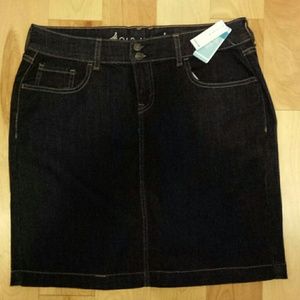 Nwt Old Navy Jean stretch skirt