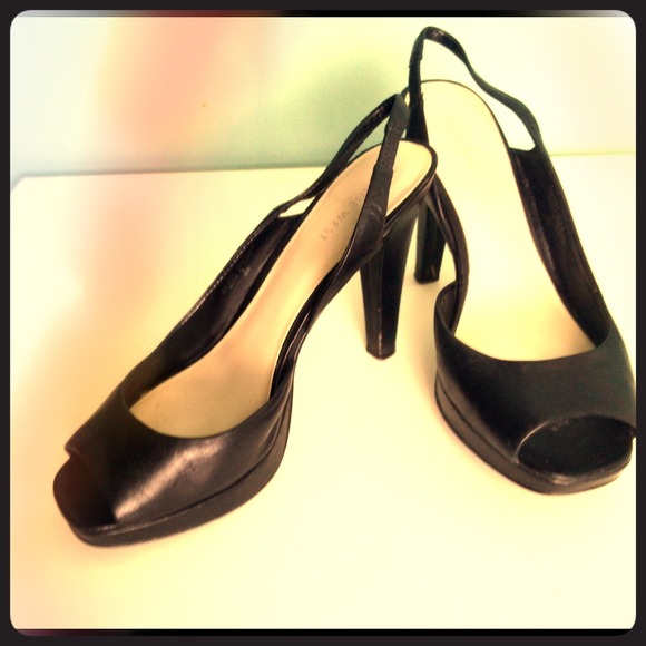 SOLD Black Nine West heels