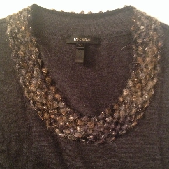 Escada wool top dark grey w/metallic ornatecollar - Picture 2 of 4