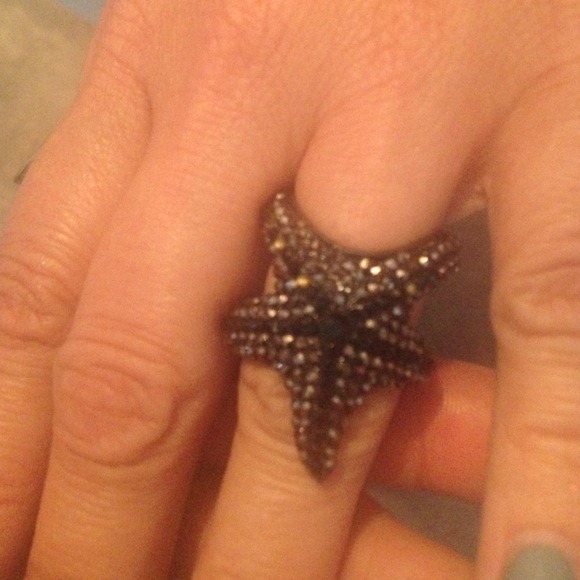 Black stone ring
