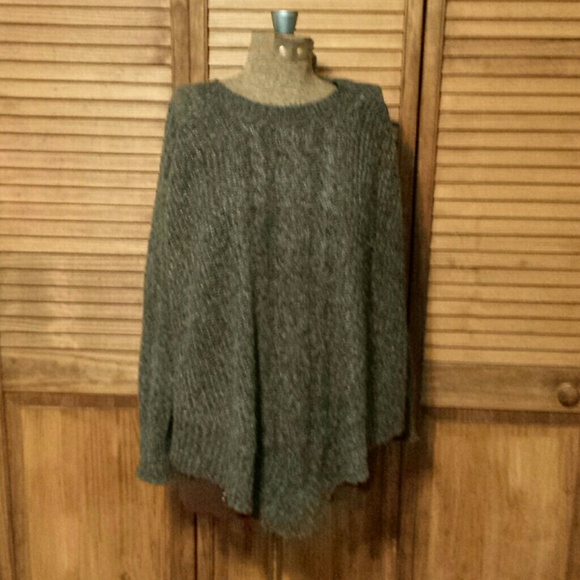 Sweater/shaw