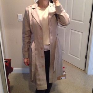 Tommy Bahama 100% linen trenchcoat