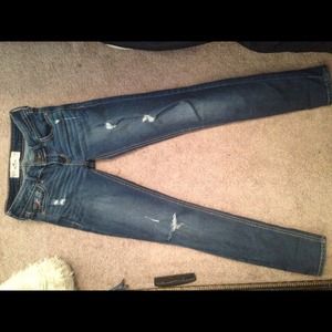 Hollister Skinny!