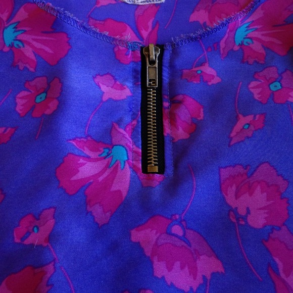 Floral tank top - Picture 2 of 3