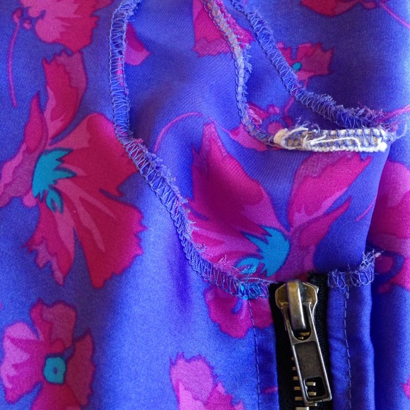 Floral tank top - Picture 3 of 3