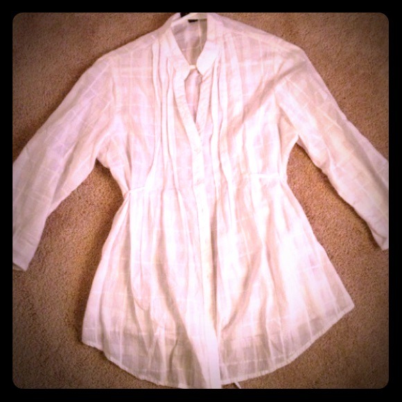 Like new Forever 21 sheer button down