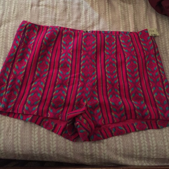 Aztec Tribal High waist shorts! Too big for me!